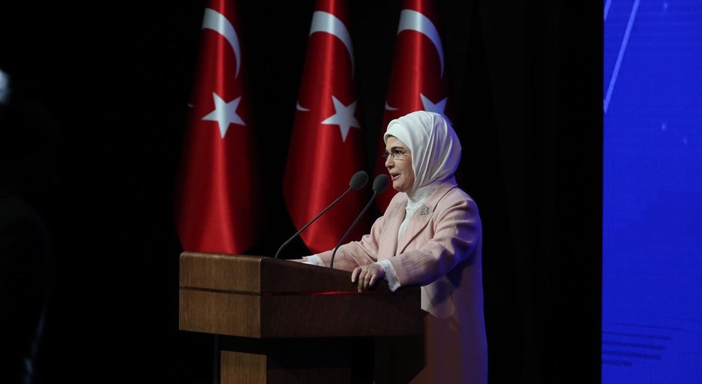 Emine Erdoğan Hanımefendi ve Bakanımız Sayın Derya Yanık "Kadının Gücü Türkiye'nin Gücü" programına katıldı