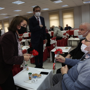 Yaşlılar Haftası Büyük Bir Programla Kutlandı  - fotoğraf 3