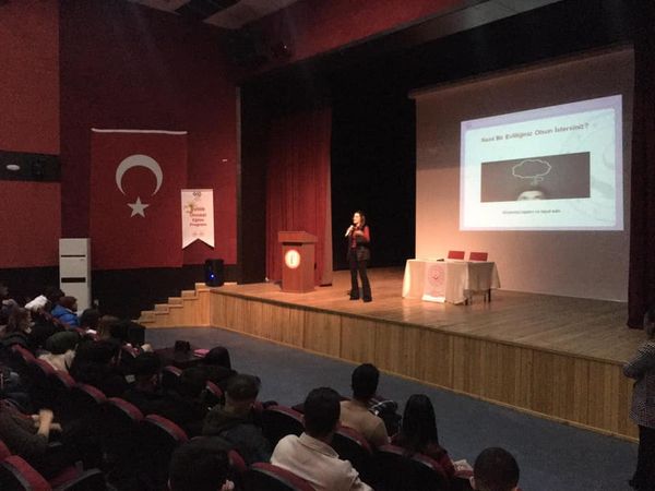 Aile Eğitim Programı  ve Evlilik Öncesi Eğitim Düzenlendi