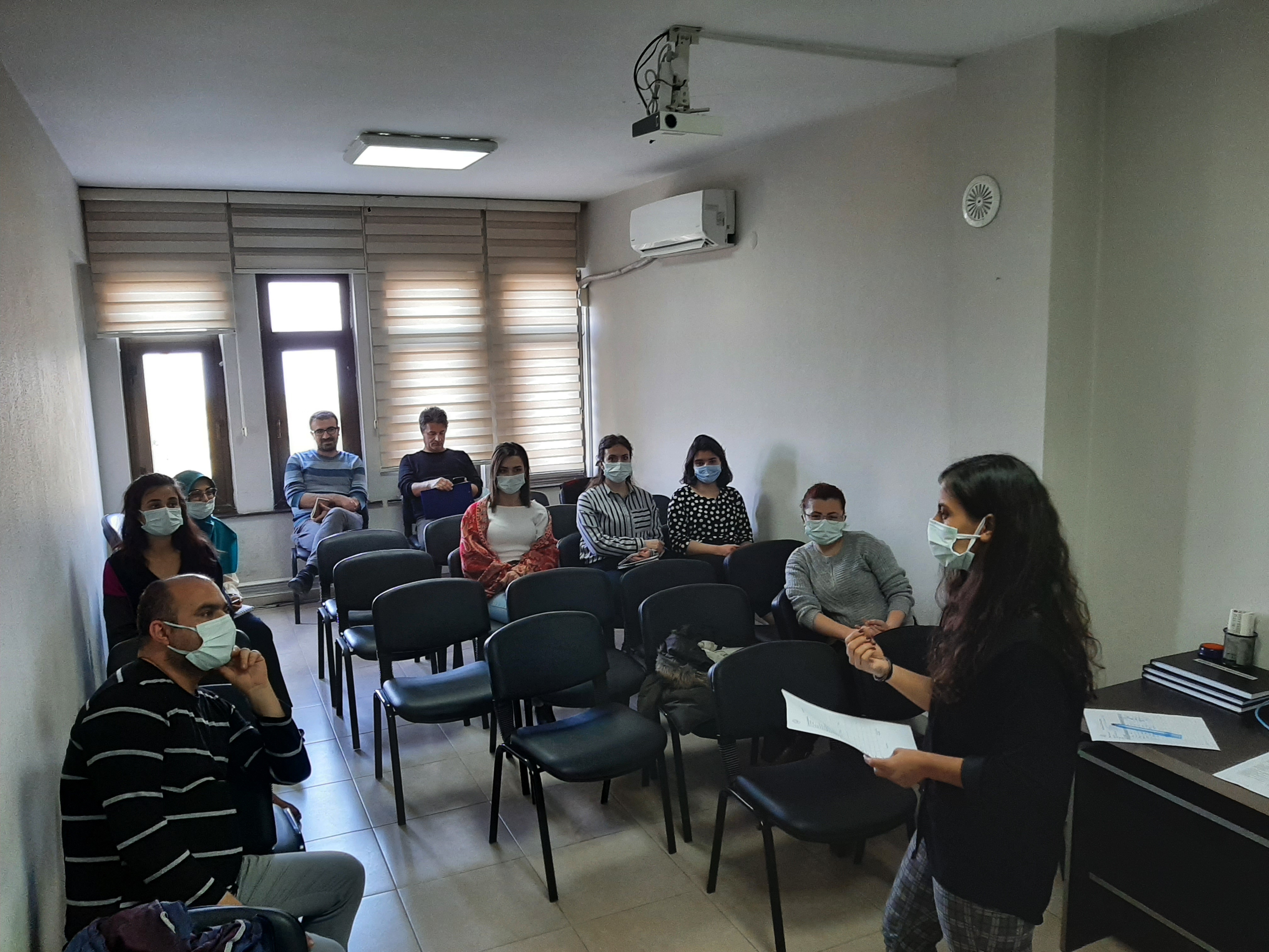 İskenderun Sosyal Hizmet Merkezi personeline “Koruyucu Önleyici Tedbirler ve Danışmanlık Tedbirinin Uygulanması” konulu eğitim verildi.