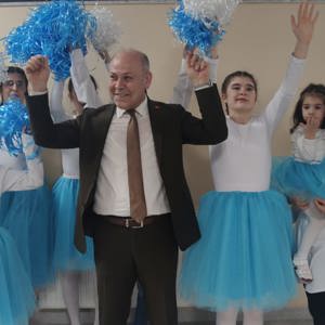 Otizm Farkındalık Günü Kapsamında Etkinlikler Düzenlendi - fotoğraf 4