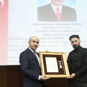 Devlet Övünç Madalyası ve Beratları - fotoğraf 11