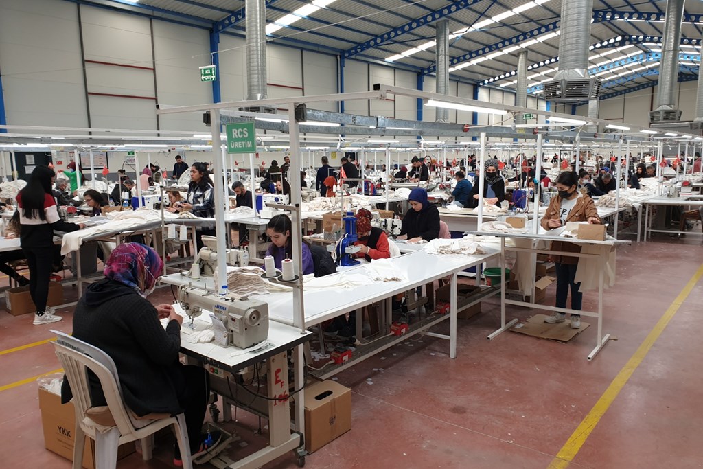 Bakanımız Derya Yanık: “Sosyal yardım-istihdam bağını güçlendirmek için desteklerimiz sürüyor”