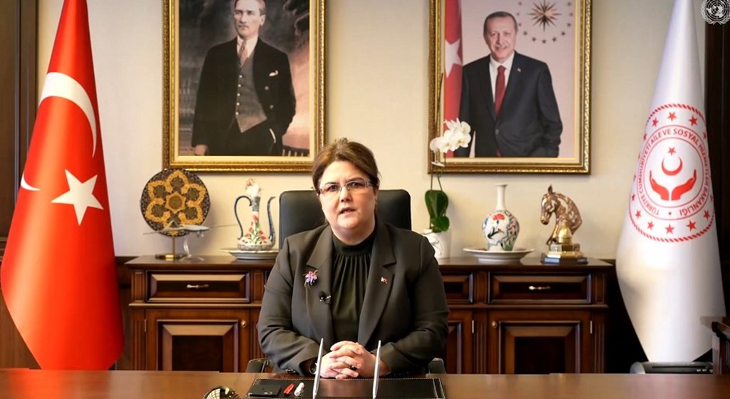 Bakanımız Derya Yanık BM Yaşlanma Açık-Uçlu Çalışma Grubunun 12'nci Oturumuna Video Mesajla Katıldı