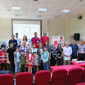 Yardımseven Olmak Kanımızda Var - fotoğraf 1