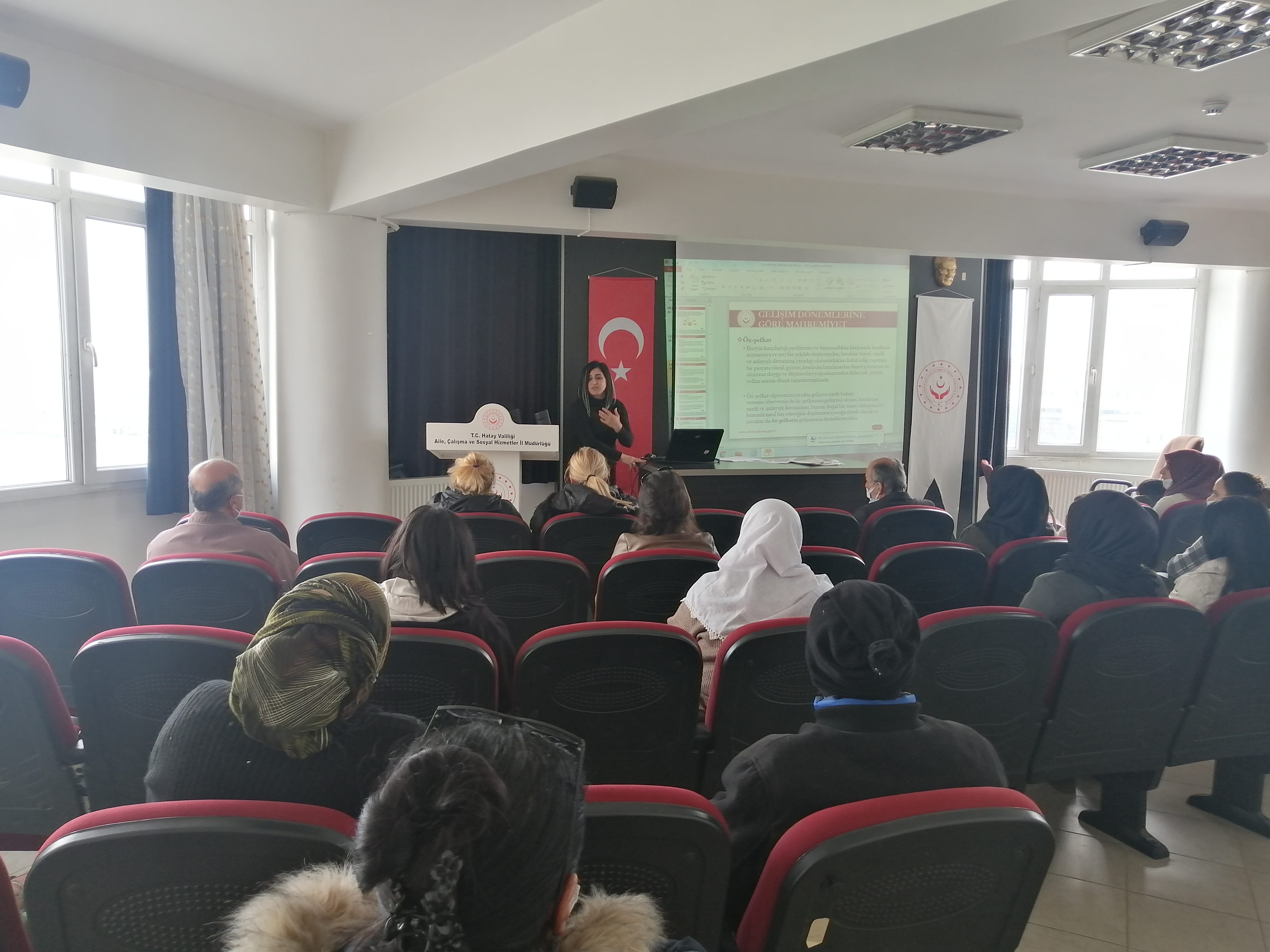 Antakya Sosyal Hizmet Merkezi Müdürlüğü tarafından “Çocuklarda Mahremiyet Bilinci” konulu seminer verildi.