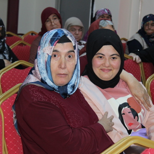 10-16 Mayıs Engelliler Haftası ve Anneler Gününe Özel Program Düzenlendi - fotoğraf 13