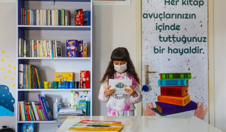 Guide for Families on “How to Choose the Right Toys and Books for Children” is Prepared by Our Ministry