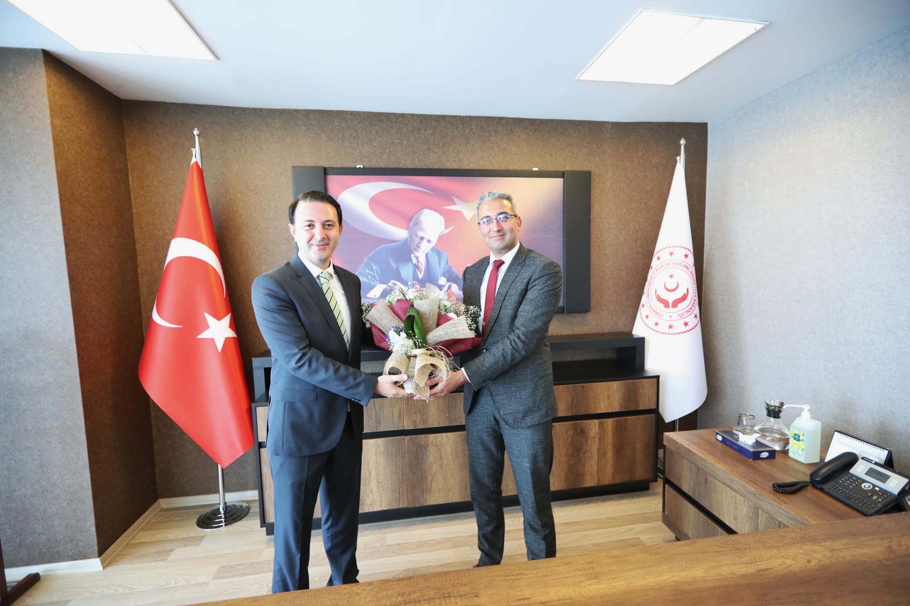 Dr. Fatih PEKŞEN, Strateji Geliştirme Başkanlığı Görevini Hasan Basri ALAGÖZ’DEN Devraldı