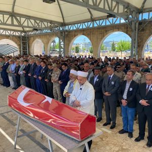 Kıbrıs Gazimiz Aziz ÇELİK'i Son Yolculuğuna Uğurladık - fotoğraf 2