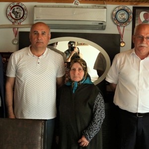 Sayın Valimiz, İl Müdürümüz ve Personelimizden Babalar Günü Ziyaretleri - fotoğraf 3