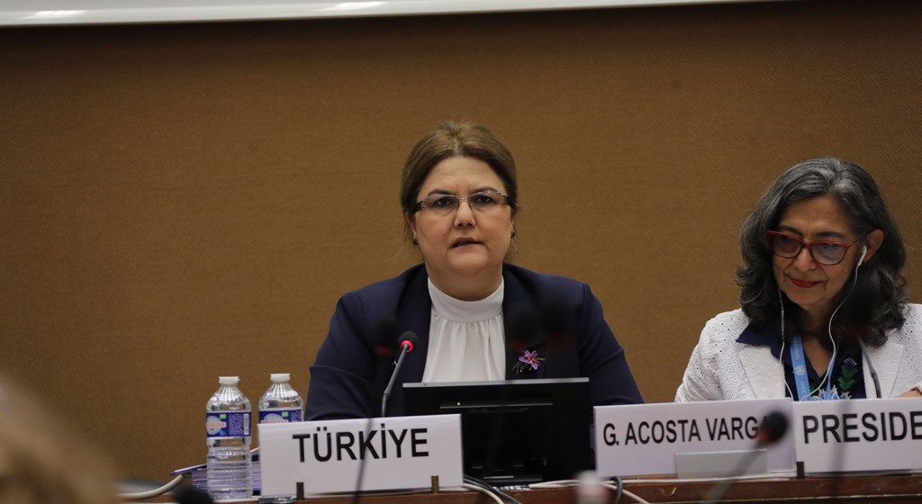 Bakanımız Sayın Derya Yanık: “Kadının insan haklarını, müzakere konusu bir siyasi araç olarak değil, acilen ulaşılması gereken temel hedef olarak görüyoruz”