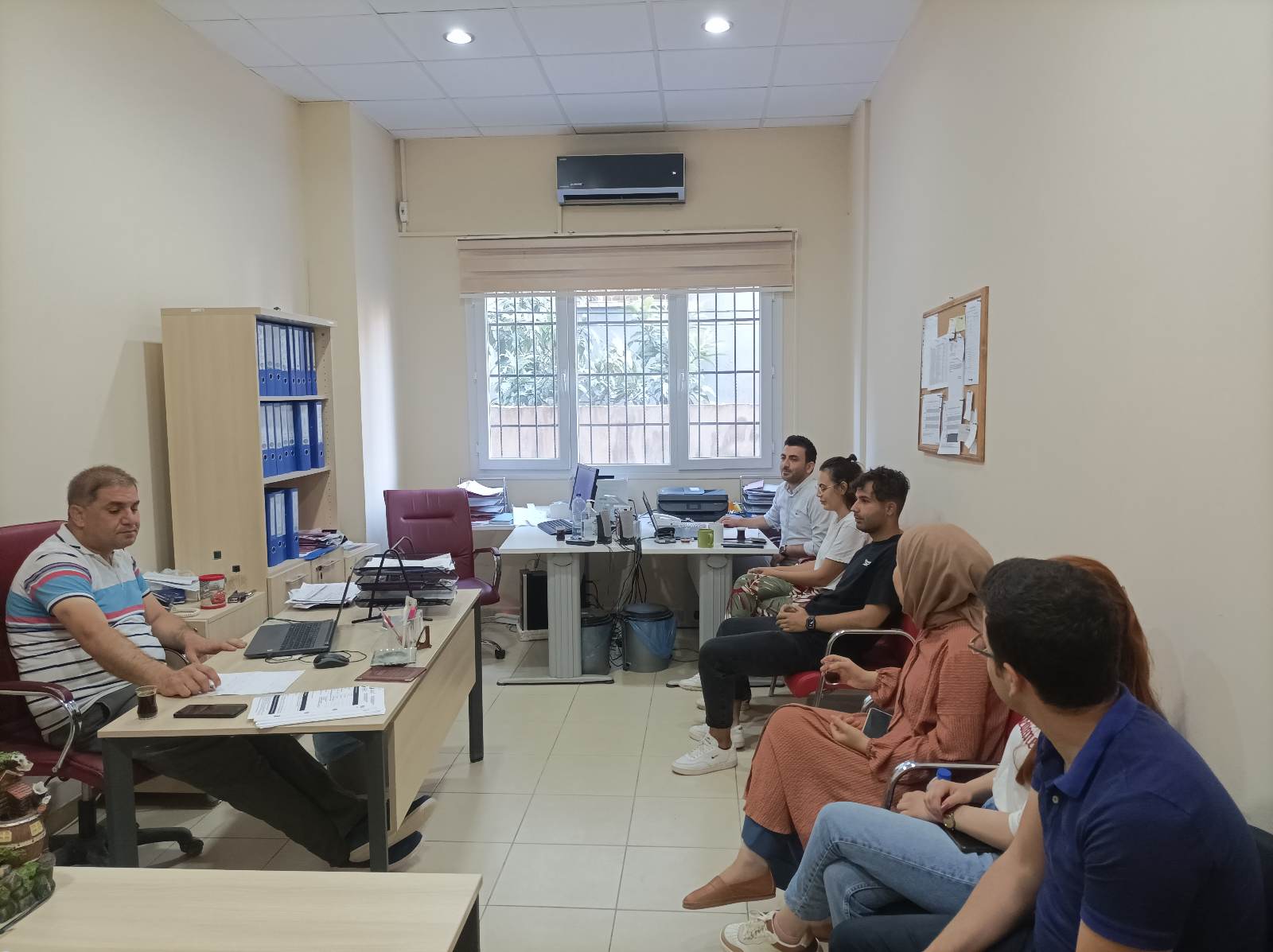 Reyhanlı Sosyal Hizmet Merkezi personeline “İletişim Çatışmaları ve Engelleri” konulu eğitim verildi.