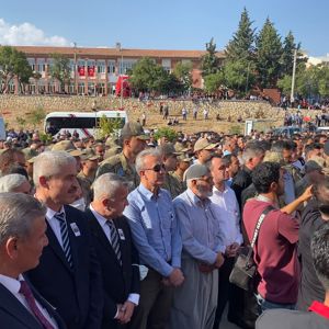 Pençe-Kilit Harekatı Şehidimiz Mustafa DEMİR Son Yolculuğuna Uğurladı - fotoğraf 5