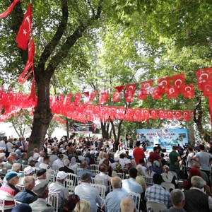 Our Minister Derya Yanık Attended the "Ailemizin Çınarları Festival" in Andırın - fotoğraf 2