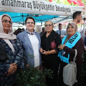 Our Minister Derya Yanık Attended the "Ailemizin Çınarları Festival" in Andırın - fotoğraf 7