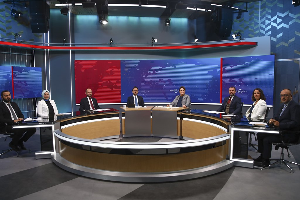 Bakanımız Derya Yanık Anadolu Ajansı Editör Masası'na konuk oldu