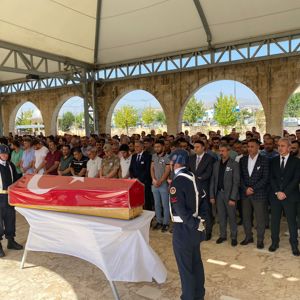 Kıbrıs Gazimiz Mehmet ALPTEKİN Son Yolculuğuna Uğurlandı - fotoğraf 1