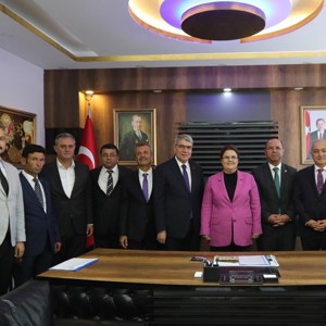 Bakanımız Derya Yanık Osmaniye'de "Dijital Bahar Odası"nın Açılışını Yaptı - fotoğraf 11