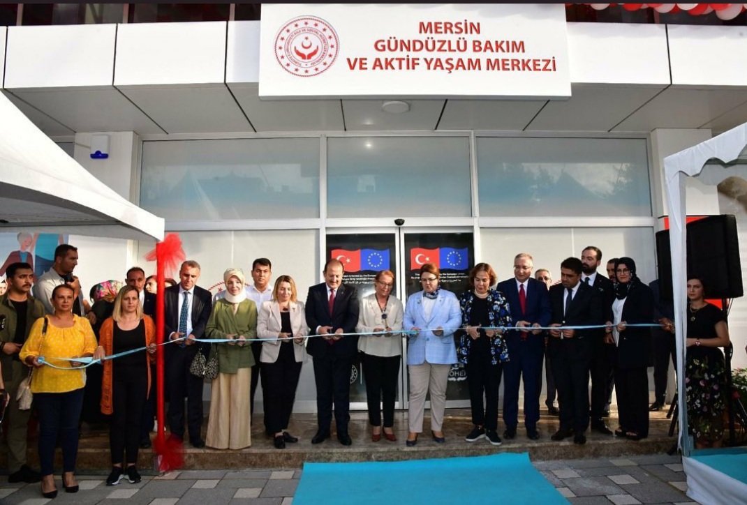 Bakanımız Sn.Derya YANIK'ın teşrifleriyle,Valimiz Sn Ali Hamza PEHLİVAN'ın da katılımıyla Mersin Gündüzlü Bakım Ve Aktif Yaşam Merkezi'mizin açılışını gerçekleştirdik.