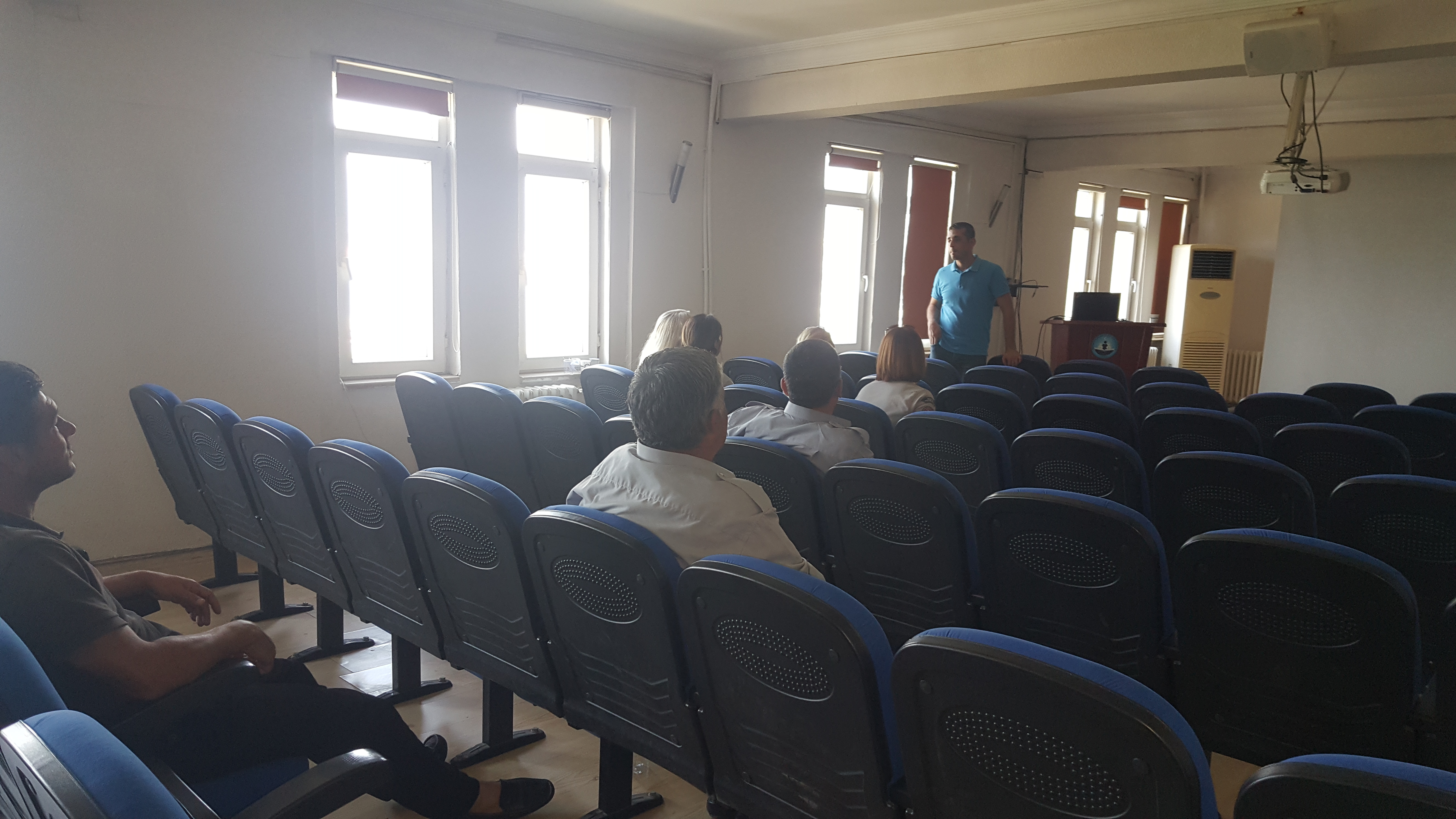 İskenderun İlçe Milli Eğitim Müdürlüğüne bağlı Güvenlik Görevlilerine ‘’Evlilik ve Aile Hayatı’’ Konulu Seminer Verildi.