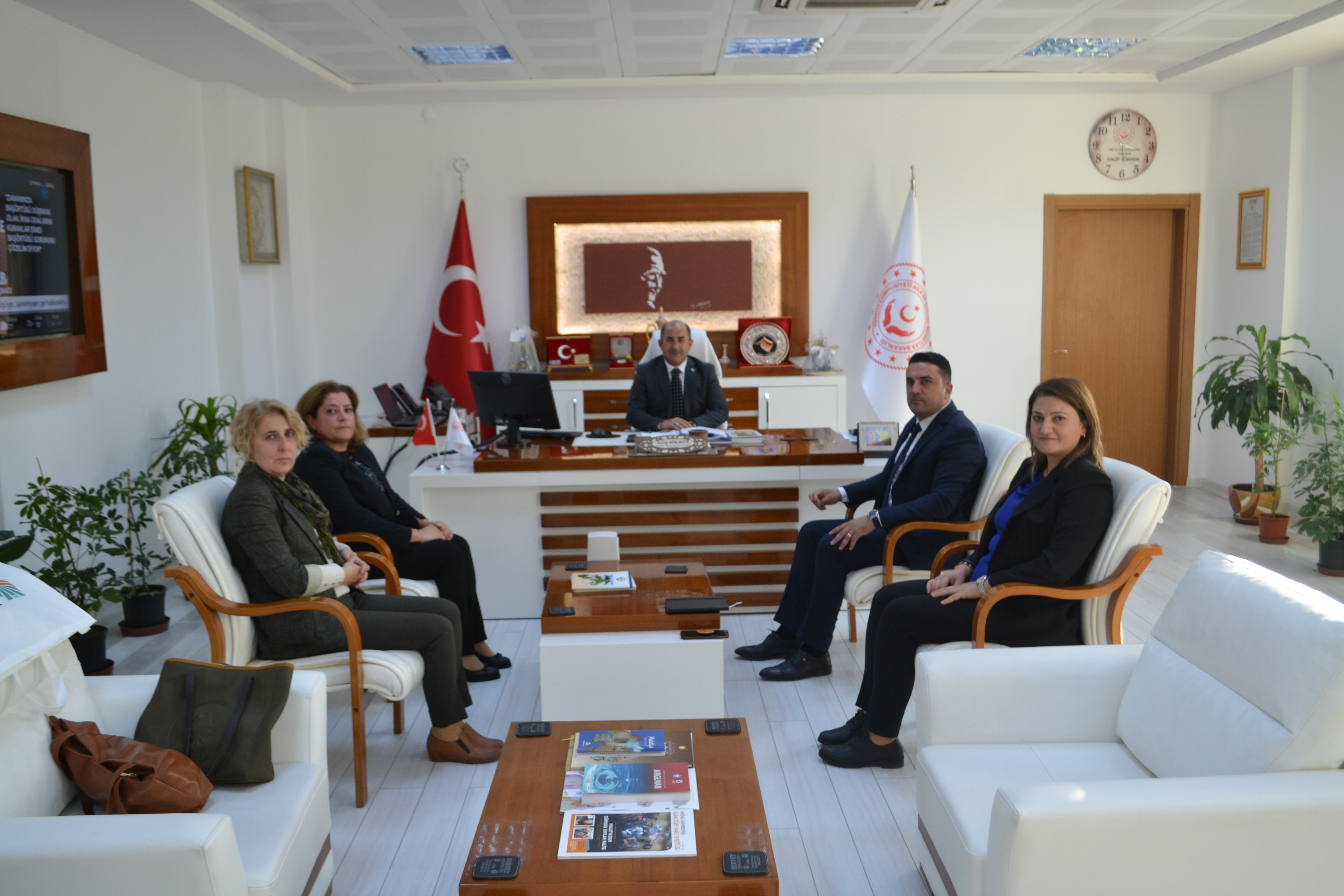 İL MÜDÜRÜMÜZE ZİYARETLER SÜRÜYOR