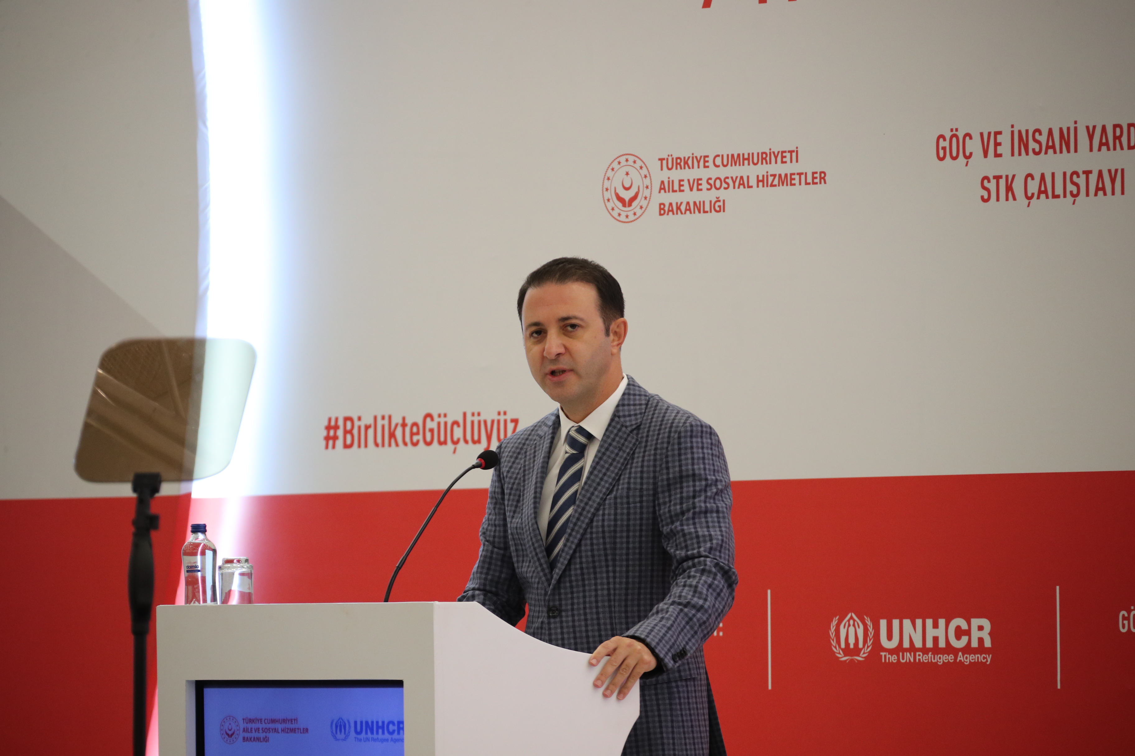 "Göç ve İnsani Yardım: STK Çalıştayı" 9-11 Kasım tarihlerinde İstanbul’da gerçekleştirildi.