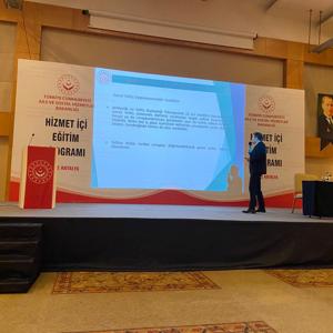 Antalya’da Evlat Edinme Hizmetinde Görevli Personele Yönelik Hizmet İçi Eğitim Programı Düzenlendi - fotoğraf 1