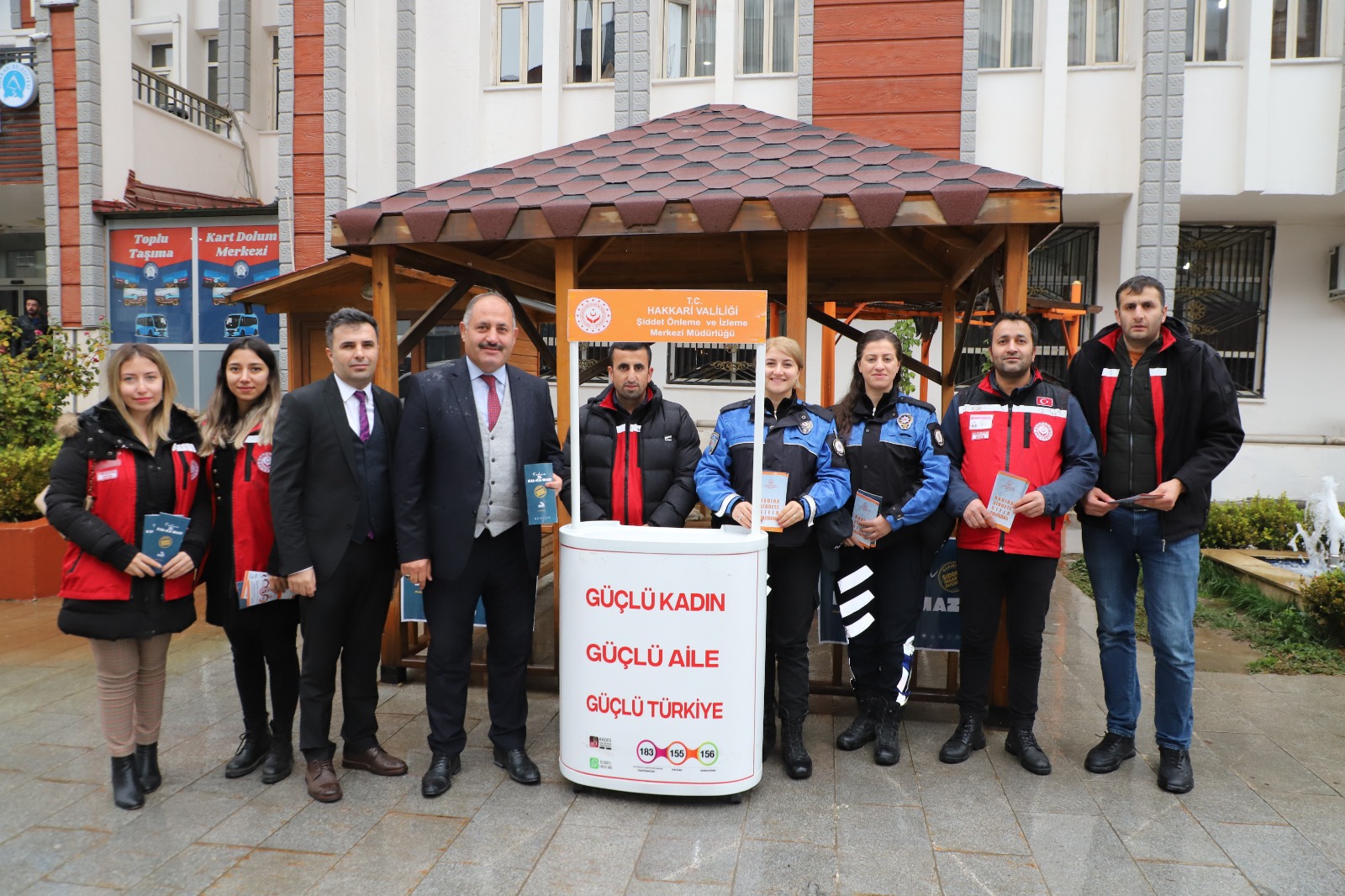 Hakkâri’de Kadına Şiddete Dur Dedi