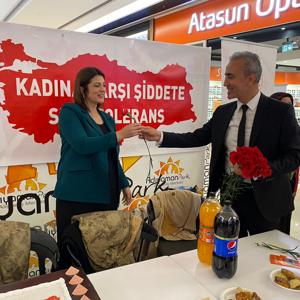 25 Kasım'da Kadına Şiddete Dur De'dik - fotoğraf 11