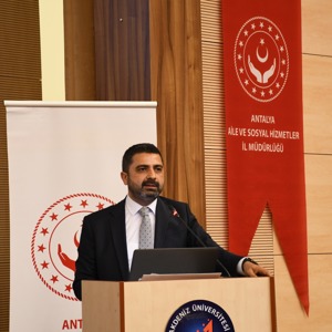 Uygulamada ve Teoride Kadına Karşı Şiddet Paneli - fotoğraf 1