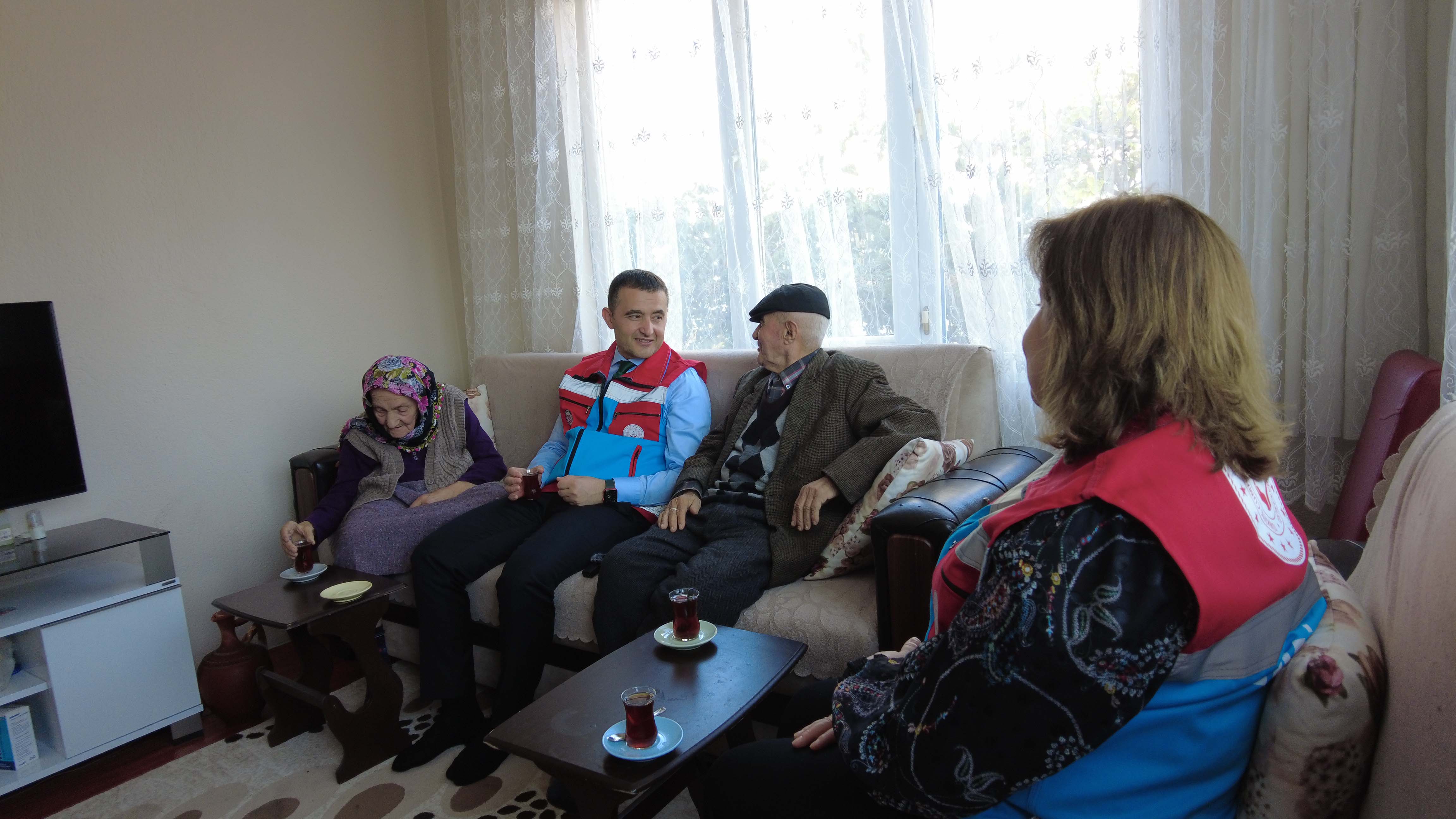 Aile ve Sosyal Hizmetler Bakanlığı Tarafından İhtiyaç Sahiplerine 85 Milyar Lira Destek Verildi 