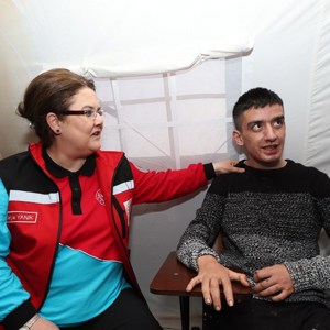 Derya Yanık, Minister of Family and Social Services, Visited Earthquake Victims in Kahramanmaraş - fotoğraf 14