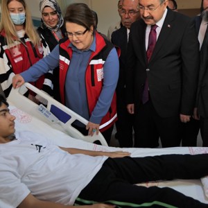 Derya Yanık, Minister of Family and Social Services, Visited Osmaniye - fotoğraf 11