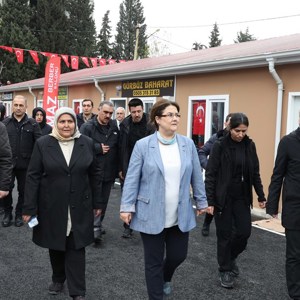 Bakanımız Derya Yanık Kahramanmaraş'ta Depremzedelerle İftarda Bir Araya Geldi - fotoğraf 25