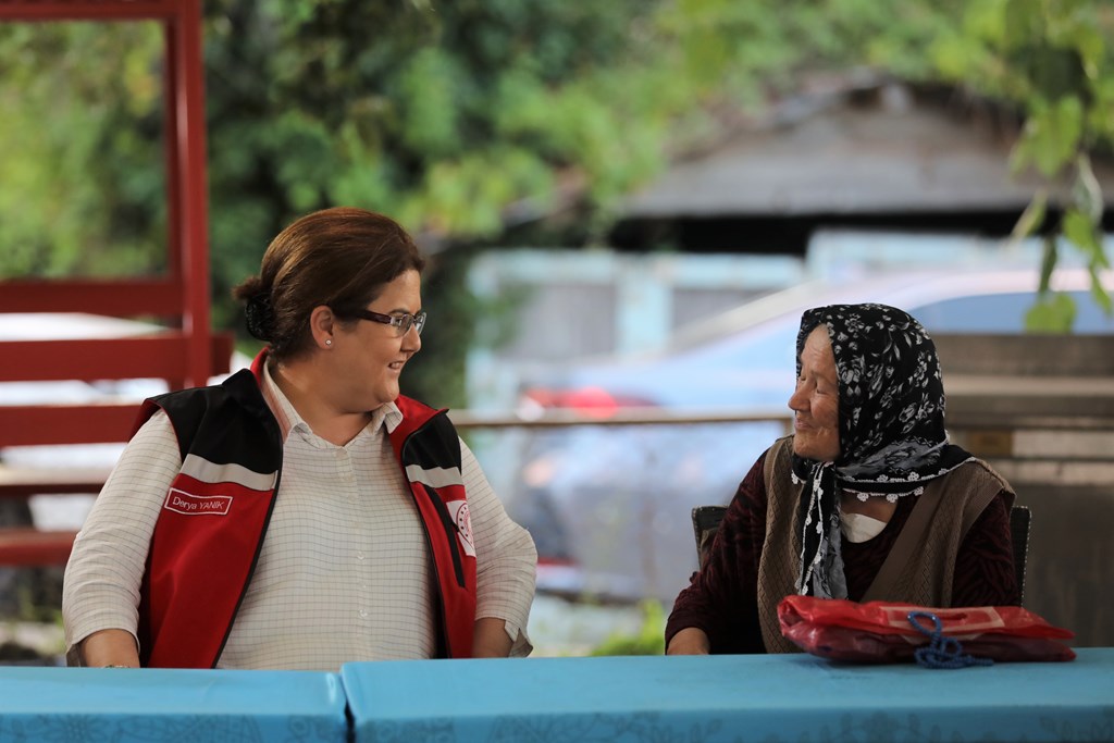 Bakanımız Derya Yanık: “Yaşlanma Vizyon Belgesi ve Yaşlı Hakları Ulusal Eylem Planımızı 29 Nisan'da kamuoyuyla paylaşacağız”