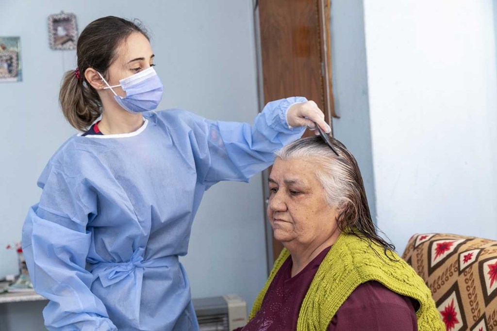 Minister Derya Yanık: "We have started to deposit a total of 2.449.000 TL of Home Care Allowance into accounts"