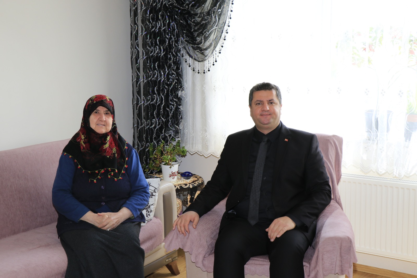 İl Müdürümüz Serdar Demirci Anneler Gününde Aziz Şehitlerimizin Kıymetli Annelerini Yalnız Bırakmadı