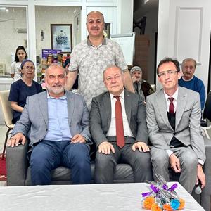 Huzurevinde Babalar Günü Nedeniyle Sıra Gecesi Düzenlendi - fotoğraf 3