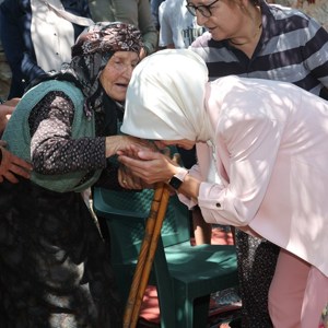 Bakanımız Mahinur Özdemir Göktaş Baba Ocağı Emirdağ’da 17’nci Gurbetçi Festivali’ne Katıldı - fotoğraf 6