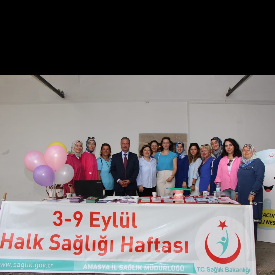 İl Müdürümüz İbrahim BAŞ" 3 - 9 Eylül Halk Sağlığı Haftası" standını ziyaret etti.