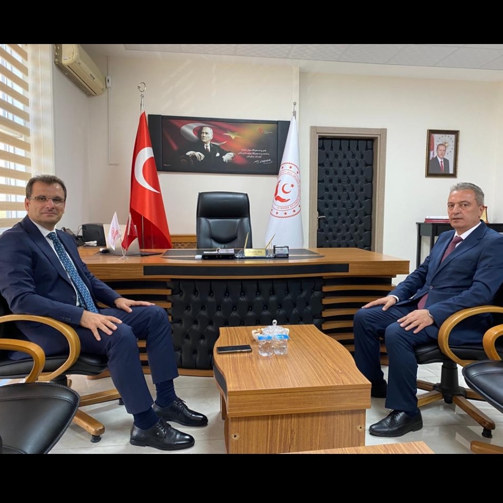 Merzifon Kaymakamı Sayın Ali GÜLDOĞAN, İl Müdürümüz İbrahim BAŞ'ı ziyaret etti.