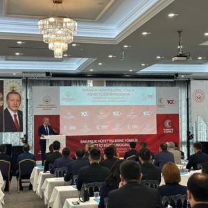 Rehberlik ve Teftiş Başkanlığımızca Ayvalık'ta Düzenlenen Bakanlığımız Müfettişlerine Yönelik Hizmet İçi Eğitim Programı Başkanımız Sayın Mahmut  KARDAŞ'ın Açılış Konuşması İle Başlamıştır.  - fotoğraf 3