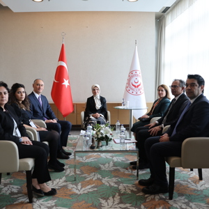 Bakanımız Mahinur Özdemir Göktaş Afetlerde ve Acil Durumlarda Psikolojik İlk Yardım Eğitimi Programı’na Katıldı - fotoğraf 7