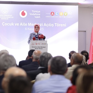 Aile ve Sosyal Hizmetler Bakanımız Göktaş Gaziantep'te Çocuk ve Aile Merkezi'nin Açılışına Katıldı  - fotoğraf 2