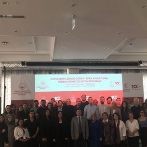 Hukuk Birimlerinde Görev Yapan Avukatlara Yönelik Hizmet İçi Eğitim Programı Gerçekleştirildi. - fotoğraf 2