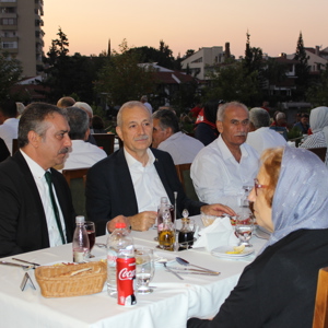 Adana Valiliğimiz Tarafından “19 Eylül Gaziler Günü” Kutlamaları Kapsamında Yemek Programı Düzenlendi - fotoğraf 23
