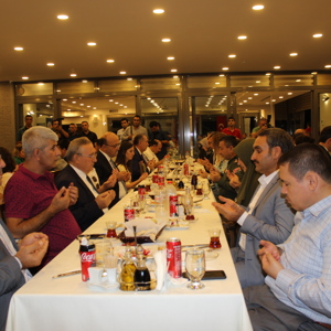 Adana Valiliğimiz Tarafından “19 Eylül Gaziler Günü” Kutlamaları Kapsamında Yemek Programı Düzenlendi - fotoğraf 27