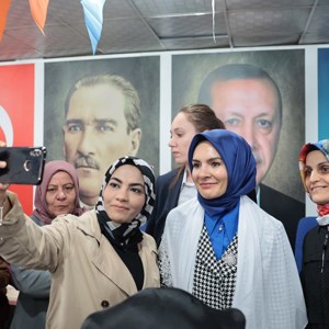 Bakanımız Mahinur Özdemir Göktaş Batman’da Biz Büyük Bir Aileyiz Buluşması"na Katıldı - fotoğraf 7