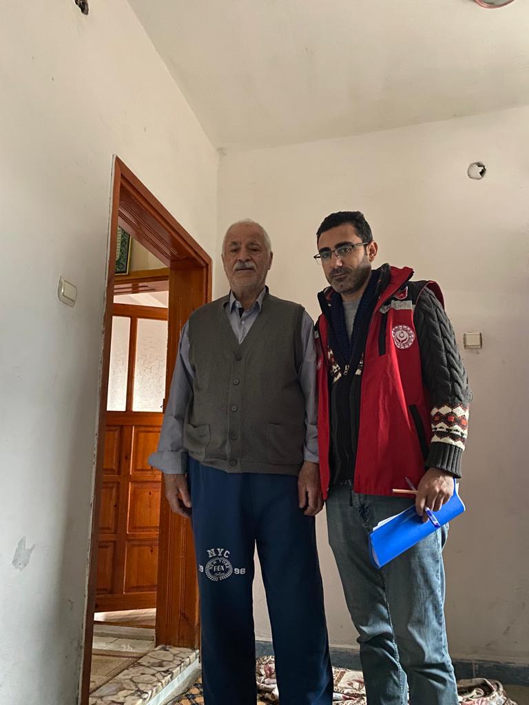 Adilcevaz SHM Şehit Gazi Birimi olarak, Adilcevaz İlçesinde ikamet eden Kıbrıs Gazimiz Zeynel Üzel amcamızı ziyaret ettik. Yaşadığı sağlık sorunları nedeniyle geçmiş olsun dileklerimizi ilettik.